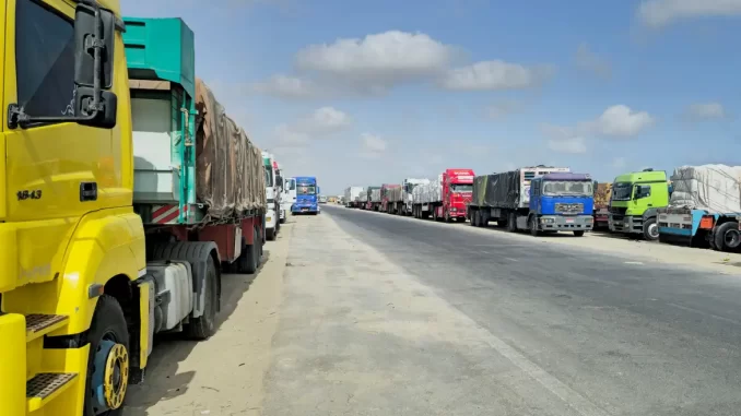 2025-05-20t110915z_1_lynxmpel4j0h5_rtroptp_4_israel-palestinians-egypt-aid-trucks
